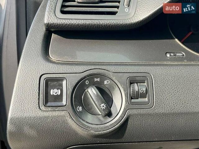 Сірий Фольксваген Пассат, об'ємом двигуна 2 л та пробігом 355 тис. км за 6990 $, фото 44 на Automoto.ua