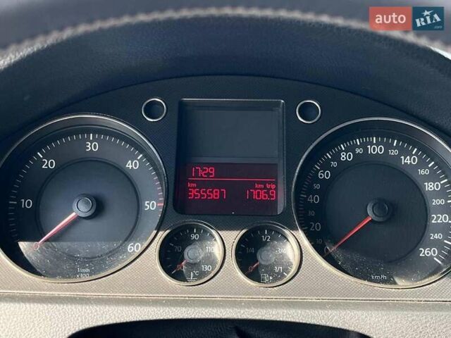 Сірий Фольксваген Пассат, об'ємом двигуна 2 л та пробігом 355 тис. км за 6990 $, фото 42 на Automoto.ua