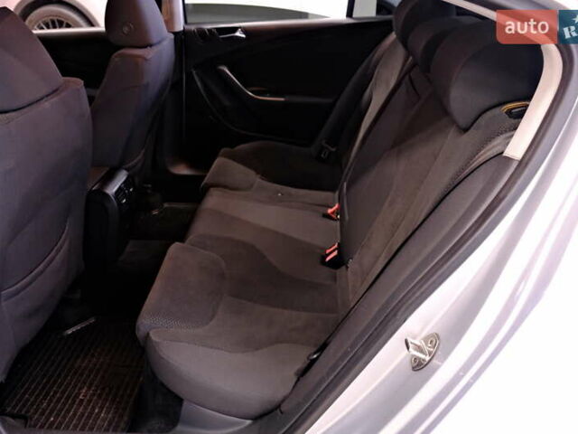 Серый Фольксваген Пассат, объемом двигателя 2 л и пробегом 227 тыс. км за 6900 $, фото 30 на Automoto.ua