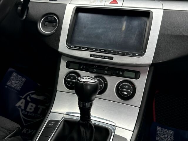 Сірий Фольксваген Пассат, об'ємом двигуна 2 л та пробігом 223 тис. км за 6700 $, фото 4 на Automoto.ua