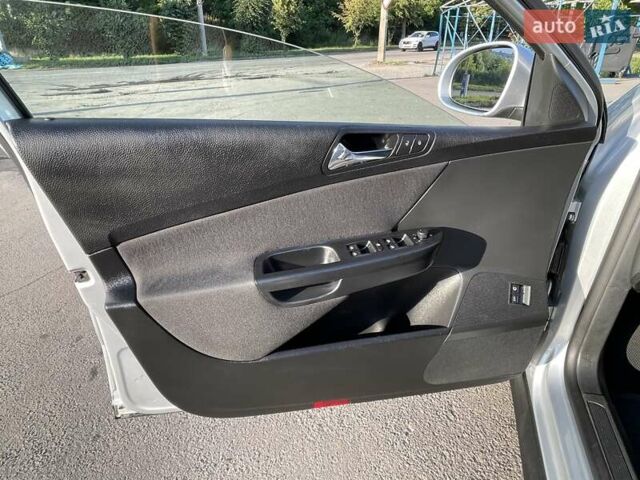 Серый Фольксваген Пассат, объемом двигателя 1.98 л и пробегом 160 тыс. км за 6500 $, фото 29 на Automoto.ua