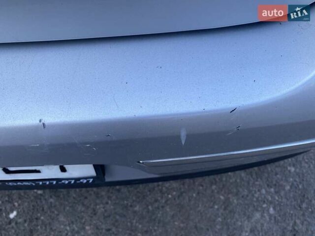 Сірий Фольксваген Пассат, об'ємом двигуна 1.6 л та пробігом 270 тис. км за 6800 $, фото 7 на Automoto.ua