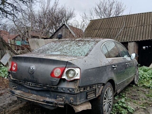 Серый Фольксваген Пассат, объемом двигателя 3 л и пробегом 290 тыс. км за 3200 $, фото 12 на Automoto.ua