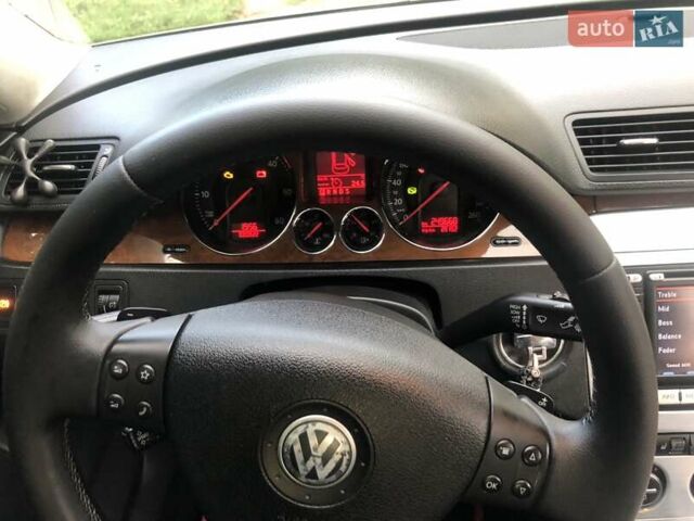 Серый Фольксваген Пассат, объемом двигателя 1.97 л и пробегом 322 тыс. км за 7500 $, фото 23 на Automoto.ua