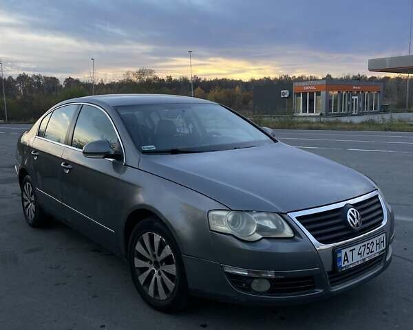 Сірий Фольксваген Пассат, об'ємом двигуна 1.97 л та пробігом 320 тис. км за 5800 $, фото 10 на Automoto.ua