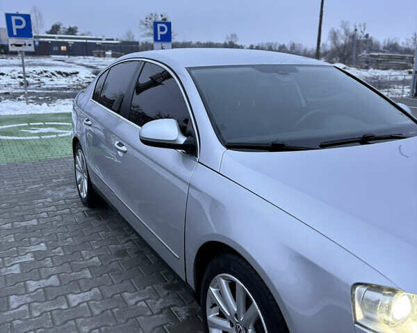 Серый Фольксваген Пассат, объемом двигателя 2 л и пробегом 287 тыс. км за 7600 $, фото 5 на Automoto.ua