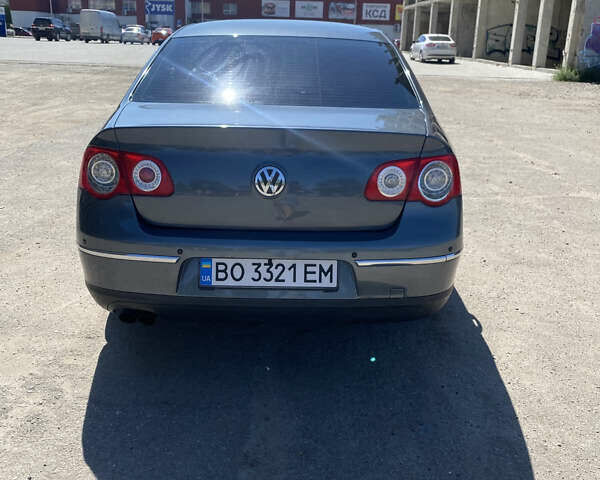 Серый Фольксваген Пассат, объемом двигателя 1.8 л и пробегом 300 тыс. км за 5400 $, фото 17 на Automoto.ua