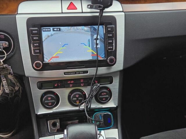 Серый Фольксваген Пассат, объемом двигателя 1.8 л и пробегом 239 тыс. км за 6799 $, фото 6 на Automoto.ua