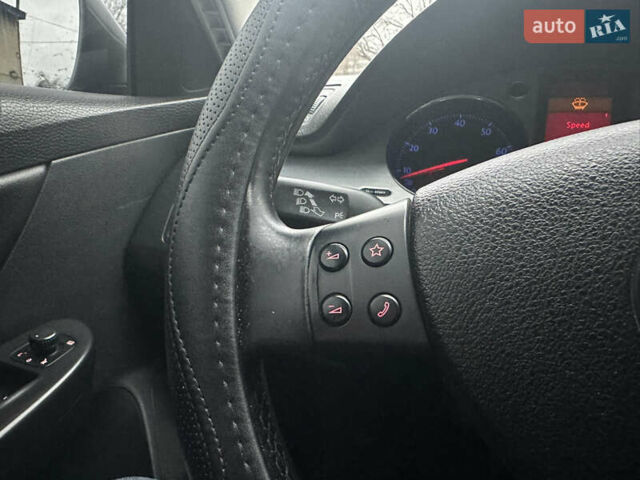 Сірий Фольксваген Пассат, об'ємом двигуна 2 л та пробігом 231 тис. км за 6250 $, фото 24 на Automoto.ua