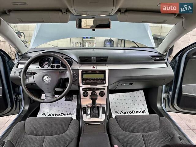 Серый Фольксваген Пассат, объемом двигателя 1.8 л и пробегом 290 тыс. км за 5499 $, фото 26 на Automoto.ua