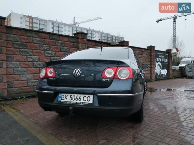 Серый Фольксваген Пассат, объемом двигателя 1.97 л и пробегом 262 тыс. км за 8700 $, фото 11 на Automoto.ua