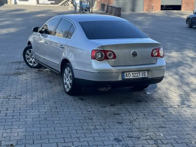 Серый Фольксваген Пассат, объемом двигателя 2 л и пробегом 270 тыс. км за 6450 $, фото 11 на Automoto.ua