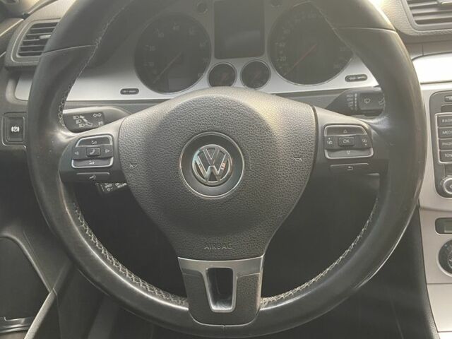 Сірий Фольксваген Пассат, об'ємом двигуна 1.8 л та пробігом 174 тис. км за 5800 $, фото 4 на Automoto.ua