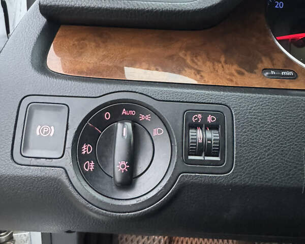 Серый Фольксваген Пассат, объемом двигателя 1.97 л и пробегом 275 тыс. км за 6950 $, фото 53 на Automoto.ua