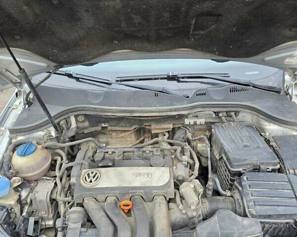 Сірий Фольксваген Пассат, об'ємом двигуна 2 л та пробігом 243 тис. км за 6500 $, фото 12 на Automoto.ua