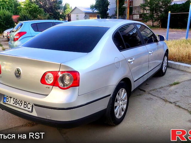 Сірий Фольксваген Пассат, об'ємом двигуна 1.8 л та пробігом 245 тис. км за 5000 $, фото 3 на Automoto.ua