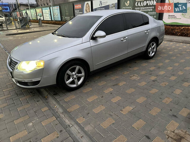 Серый Фольксваген Пассат, объемом двигателя 1.97 л и пробегом 370 тыс. км за 7499 $, фото 2 на Automoto.ua