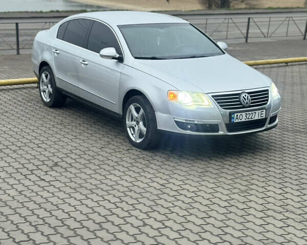 Серый Фольксваген Пассат, объемом двигателя 1.97 л и пробегом 275 тыс. км за 6950 $, фото 4 на Automoto.ua