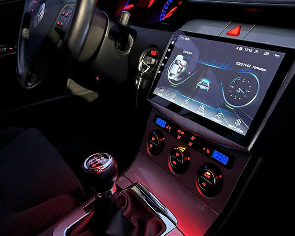 Серый Фольксваген Пассат, объемом двигателя 1.97 л и пробегом 370 тыс. км за 7499 $, фото 9 на Automoto.ua