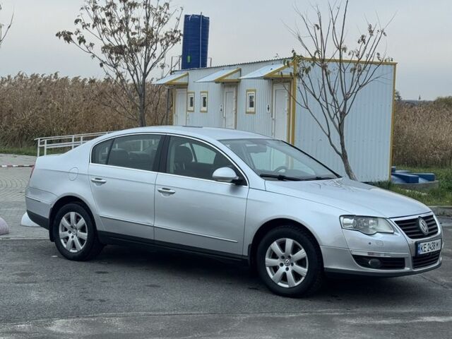 Серый Фольксваген Пассат, объемом двигателя 2 л и пробегом 212 тыс. км за 5800 $, фото 3 на Automoto.ua