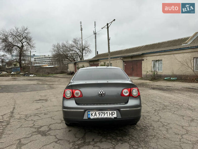 Сірий Фольксваген Пассат, об'ємом двигуна 2 л та пробігом 231 тис. км за 6250 $, фото 7 на Automoto.ua
