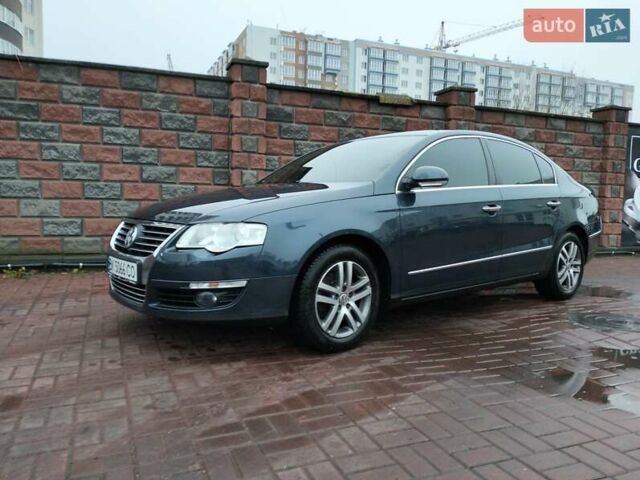 Серый Фольксваген Пассат, объемом двигателя 1.97 л и пробегом 262 тыс. км за 8700 $, фото 5 на Automoto.ua