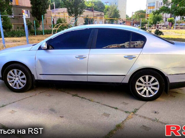 Сірий Фольксваген Пассат, об'ємом двигуна 1.8 л та пробігом 245 тис. км за 5000 $, фото 4 на Automoto.ua