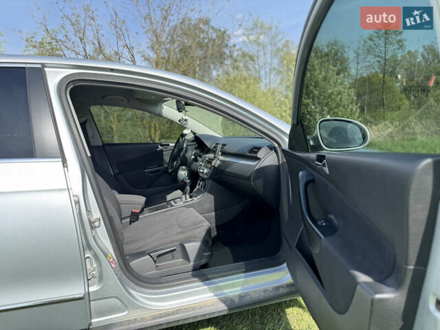 Сірий Фольксваген Пассат, об'ємом двигуна 1.9 л та пробігом 352 тис. км за 6400 $, фото 6 на Automoto.ua