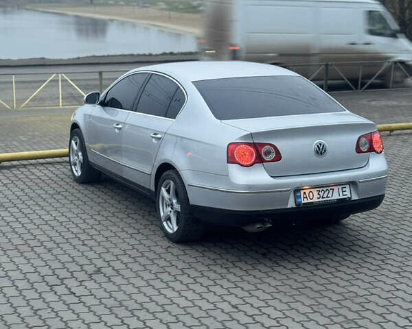 Серый Фольксваген Пассат, объемом двигателя 1.97 л и пробегом 275 тыс. км за 6950 $, фото 1 на Automoto.ua