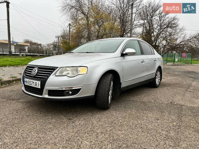 Сірий Фольксваген Пассат, об'ємом двигуна 1.8 л та пробігом 250 тис. км за 5800 $, фото 3 на Automoto.ua
