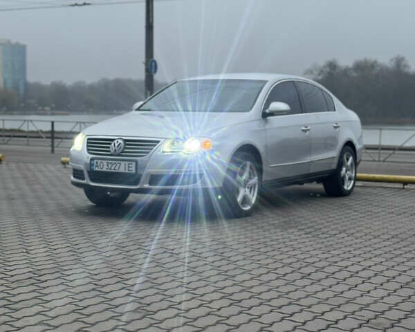 Серый Фольксваген Пассат, объемом двигателя 1.97 л и пробегом 275 тыс. км за 6950 $, фото 85 на Automoto.ua