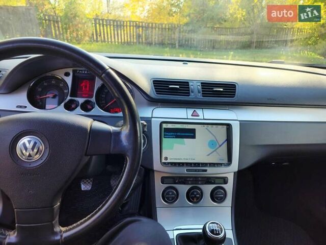 Серый Фольксваген Пассат, объемом двигателя 1.8 л и пробегом 230 тыс. км за 7500 $, фото 16 на Automoto.ua