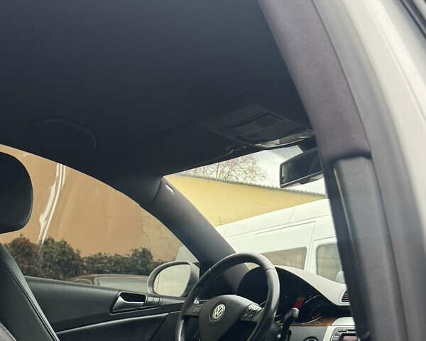 Серый Фольксваген Пассат, объемом двигателя 1.97 л и пробегом 275 тыс. км за 6750 $, фото 38 на Automoto.ua