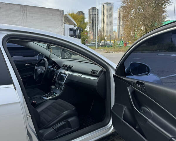 Серый Фольксваген Пассат, объемом двигателя 1.8 л и пробегом 267 тыс. км за 7300 $, фото 11 на Automoto.ua