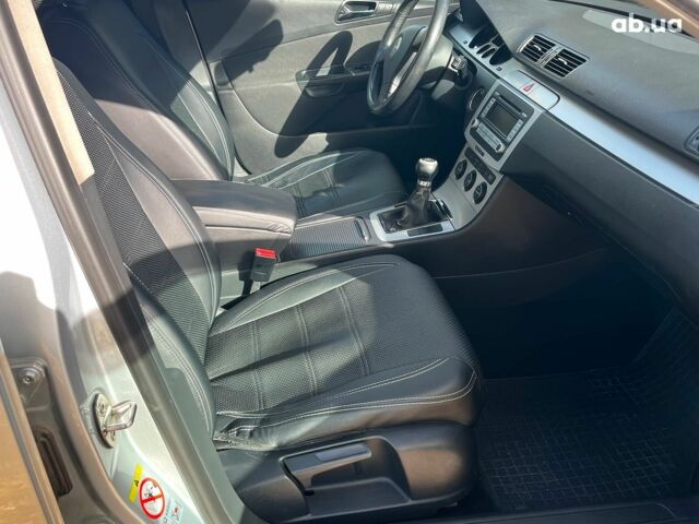 Серый Фольксваген Пассат, объемом двигателя 1.8 л и пробегом 258 тыс. км за 7390 $, фото 25 на Automoto.ua