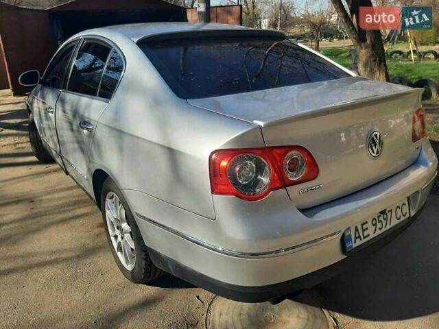 Серый Фольксваген Пассат, объемом двигателя 1.8 л и пробегом 229 тыс. км за 7550 $, фото 5 на Automoto.ua
