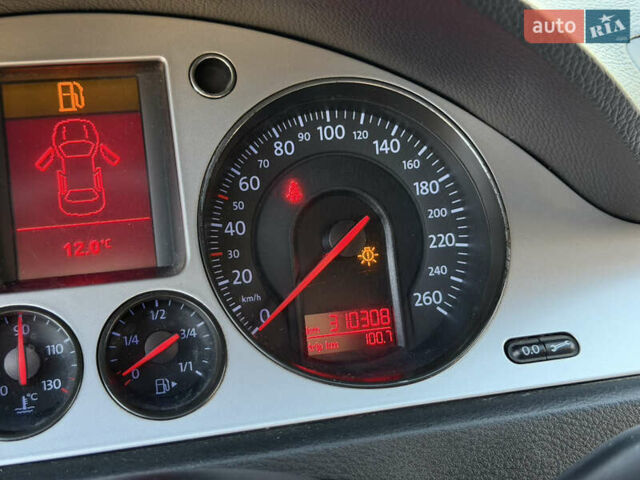 Сірий Фольксваген Пассат, об'ємом двигуна 2 л та пробігом 310 тис. км за 5800 $, фото 32 на Automoto.ua