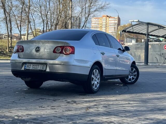 Серый Фольксваген Пассат, объемом двигателя 2 л и пробегом 270 тыс. км за 6450 $, фото 3 на Automoto.ua