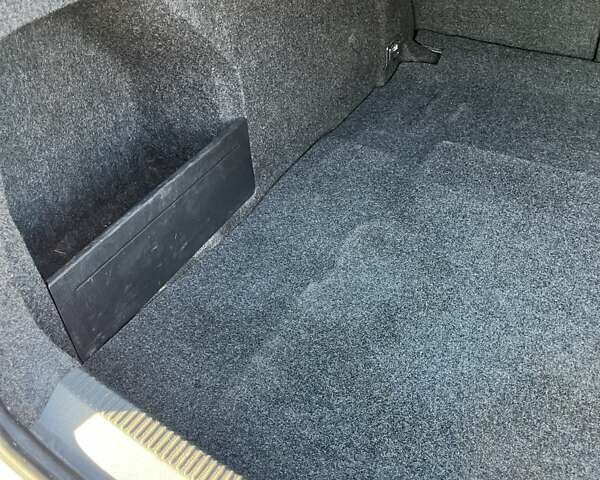 Сірий Фольксваген Пассат, об'ємом двигуна 1.97 л та пробігом 266 тис. км за 6700 $, фото 14 на Automoto.ua