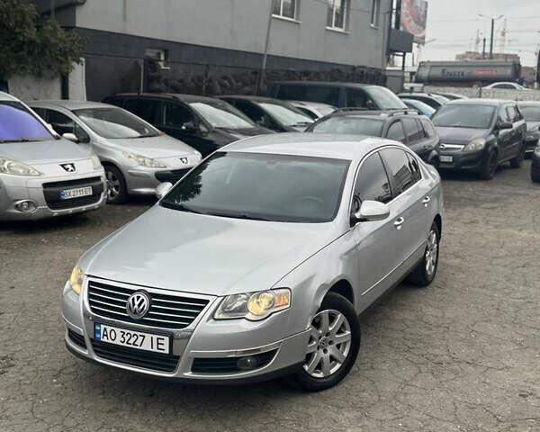 Серый Фольксваген Пассат, объемом двигателя 1.97 л и пробегом 275 тыс. км за 6750 $, фото 26 на Automoto.ua