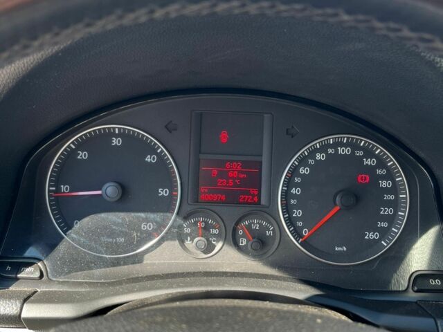 Серый Фольксваген Пассат, объемом двигателя 1.9 л и пробегом 400 тыс. км за 2800 $, фото 8 на Automoto.ua