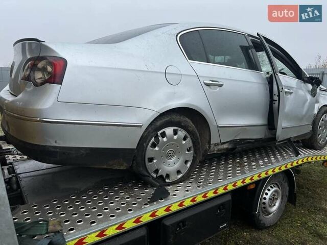 Сірий Фольксваген Пассат, об'ємом двигуна 1.8 л та пробігом 280 тис. км за 1450 $, фото 3 на Automoto.ua