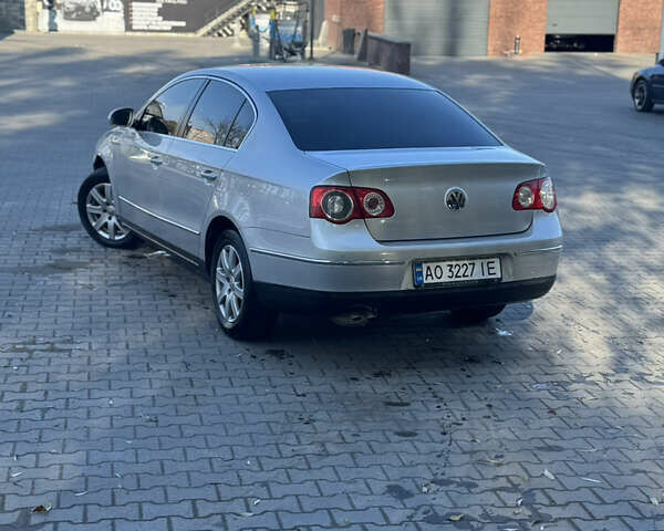 Серый Фольксваген Пассат, объемом двигателя 1.97 л и пробегом 275 тыс. км за 6950 $, фото 89 на Automoto.ua