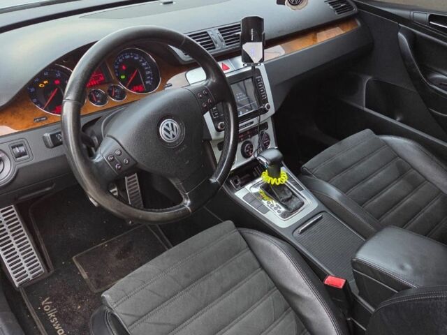 Серый Фольксваген Пассат, объемом двигателя 1.8 л и пробегом 239 тыс. км за 6799 $, фото 4 на Automoto.ua