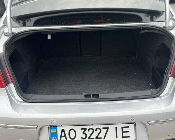 Серый Фольксваген Пассат, объемом двигателя 1.97 л и пробегом 275 тыс. км за 6750 $, фото 25 на Automoto.ua