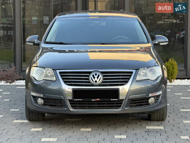 Сірий Фольксваген Пассат, об'ємом двигуна 2 л та пробігом 310 тис. км за 5800 $, фото 2 на Automoto.ua