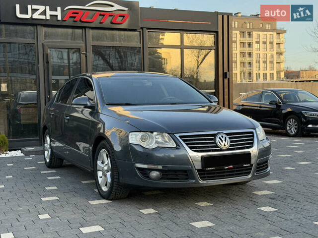 Сірий Фольксваген Пассат, об'ємом двигуна 2 л та пробігом 310 тис. км за 5800 $, фото 6 на Automoto.ua