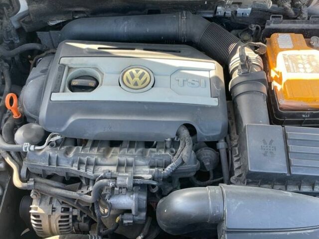 Серый Фольксваген Пассат, объемом двигателя 1.8 л и пробегом 637 тыс. км за 6100 $, фото 5 на Automoto.ua