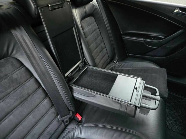 Серый Фольксваген Пассат, объемом двигателя 1.8 л и пробегом 240 тыс. км за 6499 $, фото 22 на Automoto.ua