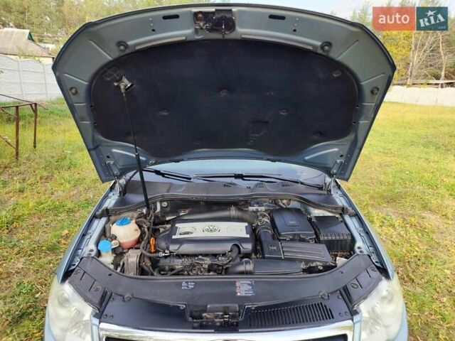 Серый Фольксваген Пассат, объемом двигателя 1.8 л и пробегом 230 тыс. км за 7500 $, фото 30 на Automoto.ua